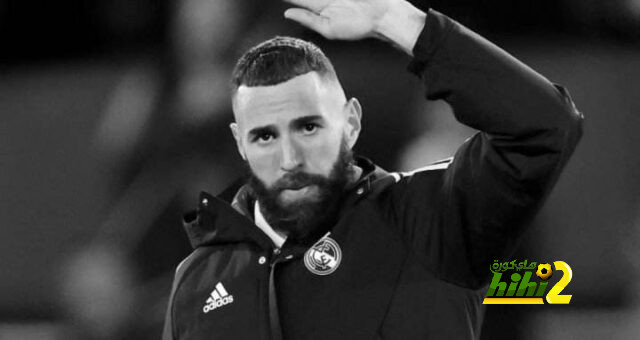 مؤتمر صحفي لإعلان رحيل بنزيما عن ريال مدريد