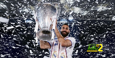 ريال مدريد يعلن رسميا رحيل كريم بنزيما