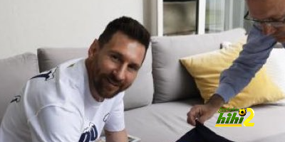 صحفي كتالوني: المشجع الساذج وحده هو من كان يصدق ما يقال عن ميسي!