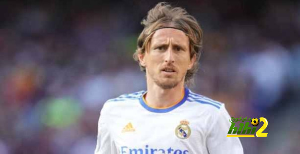 19 لاعب  يمكن التوقيع معهم  بشكل مجاني … شاهد الأسماء