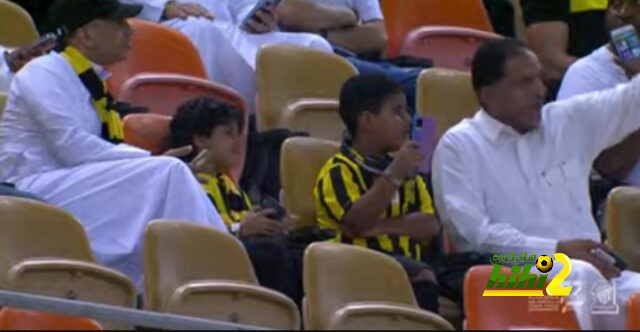 جمهور الاتحاد يملأ ملعب الملك عبدالله قبل تقديم كريم بنزيما