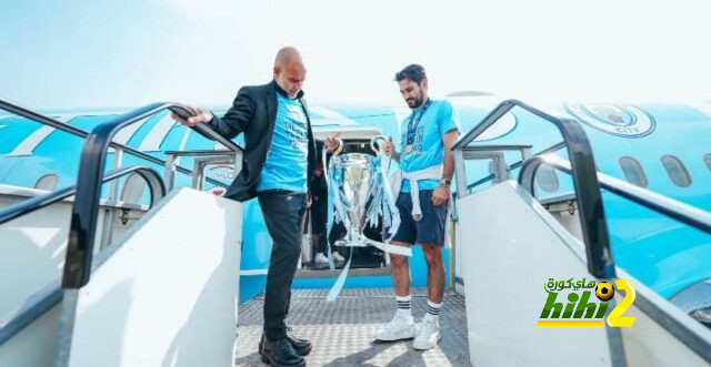 طائرة مانشستر سيتي تحط الرحال في المملكة المتحدة بعد الفوز بدوري أبطال أوروبا