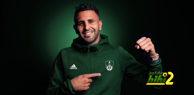 تفاصيل عرض الأهلي السعودي لرياض محرز