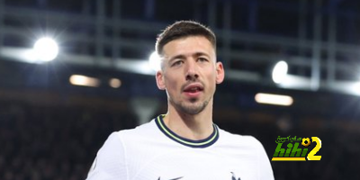 لماذا جمد برشلونة بيع لونجلي إلى توتنهام؟
