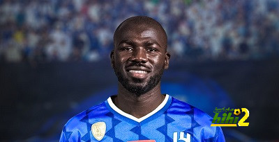 فيديو : شاهد صلابة مدافع الهلال الجديد كوليبالي أمام افضل لاعب في العالم