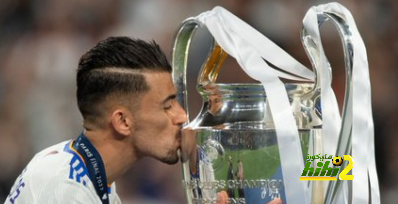 لماذا وافق سيبايوس على تجديد عقده مع ريال مدريد ؟