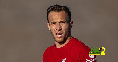 ميلو يرغب في البقاء بالبريميرليج من بوابة هذا النادي
