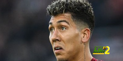فيرمينو … نجم برازيلي عاشق للسيارات بجنون!