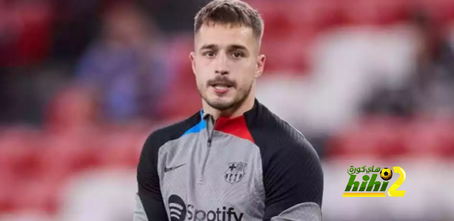 برشلونة يقرر تجديد عقد حارسه