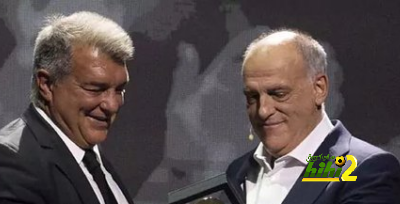 لماذا لم يخضع فلورنتينو بيريز لتيباس كما فعل لابورتا ؟