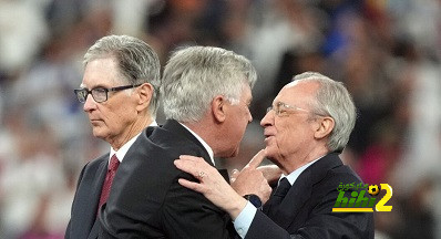 الفرق بين رئيس ريال مدريد و رئيس الاتحاد الاسباني في معاملة المدربين