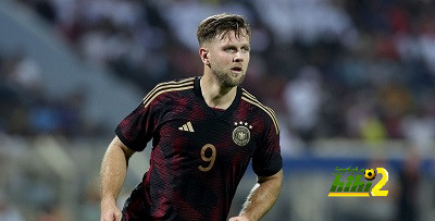 نيكلاس فولكروغ يعاني من قلة العروض رغم تتويجه هدافا للدوري الالماني