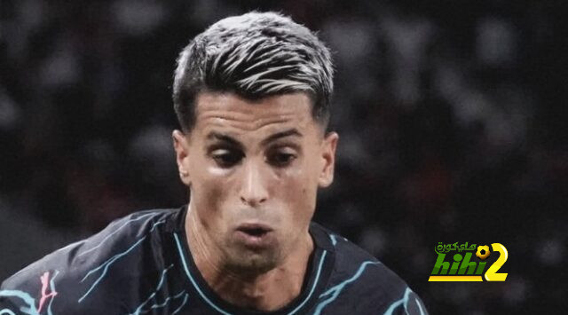 عاجل.. برشلونة يتفق مع كانسيلو على التفاصيل الشخصية