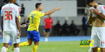 النصر يضرب الرجاء بثلاثية في الشوط الأول