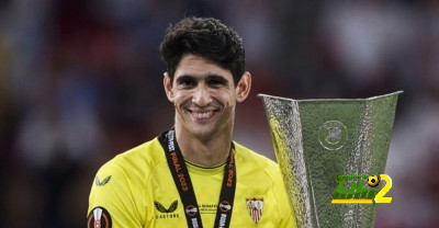 ريال مدريد يضع ياسين بونو على طاولته لتعويض كورتوا