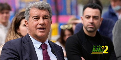 لماذا يحاول لابورتا إقناع تشافي بعودة نيمار؟