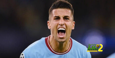برشلونة يضع الرتوش الأخيرة على صفقة كانسيلو
