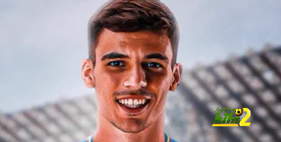 كيف خطف نابولي  فيجا من برشلونة ؟