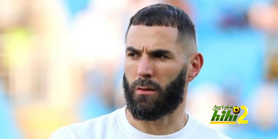 بنزيما يقود هجوم الاتحاد أمام الطائي في الدوري