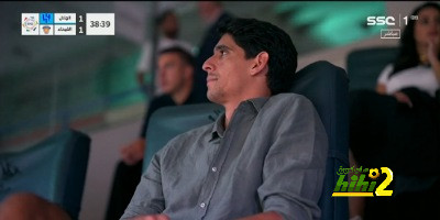 فيديو: بونو يتابع مباراة الهلال والفيحاء