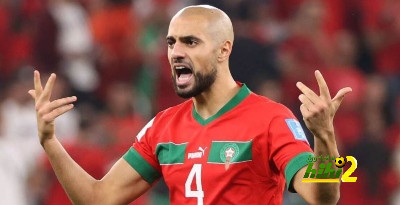علاقة فان دي بيك بانضمام سفيان أمرابط إلى مانشستر يونايتد