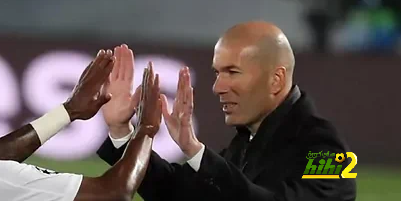 هل يعود زيدان لتدريب ريال مدريد بعد أنشيلوتي ؟