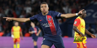 مبابي يعادل إنجاز كافاني مع باريس