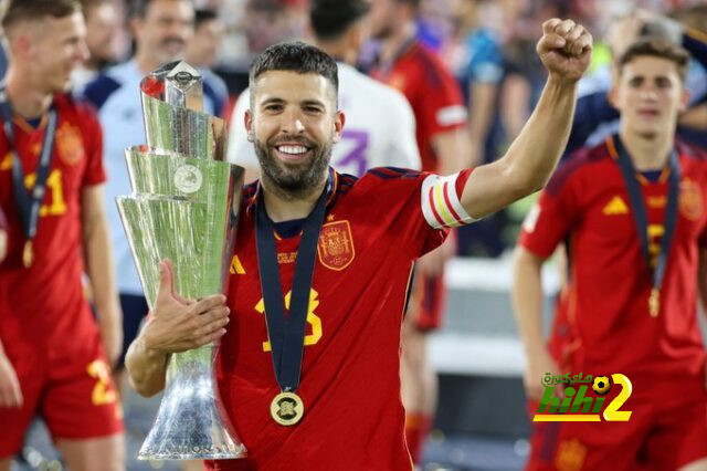 بعد اعتزاله دوليا كم هدف سجله ألبا مع المنتخب..؟