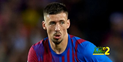 سبب رفض برشلونة وجود بند يسمح لأستون فيلا بشراء لينجليت في المستقبل