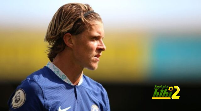 توتنهام يفاوض لاعب تشيلسي جالاجير