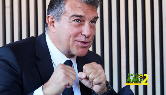 برشلونة يجهز عقدا لمدرب الفريق حتى 2026