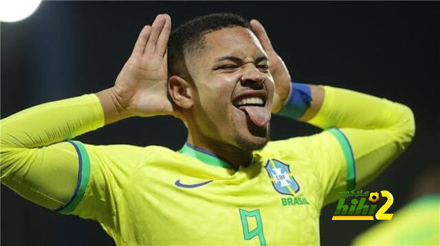 أرقام مهاجم برشلونة الجديد في 2023