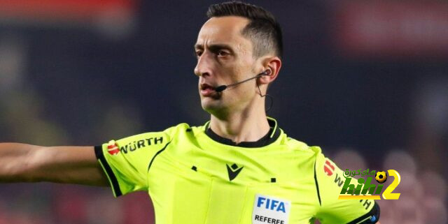 أرقام برشلونة مع الحكم سانشيز مارتينيز