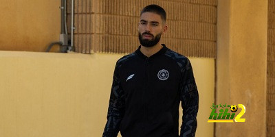 كاراسكو يقود هجوم الشباب أمام الفيحاء في الدوري السعودي