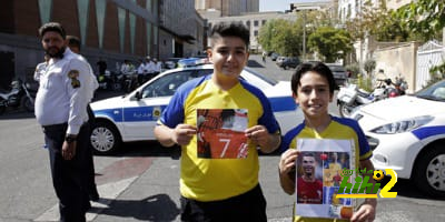 طهران تكتسي بالأصفر احتفالا بالنصر.. شاهد الصور