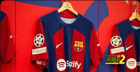 دكة بدلاء برشلونة أمام أنتويرب