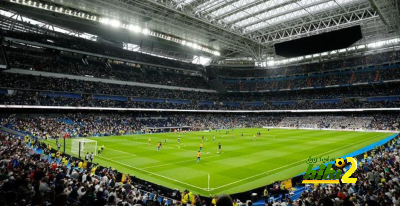 لاعبو ريال مدريد يشتكون من أرضية البرنابيو