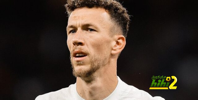 إصابة بيريسيتش لاعب توتنهام بقطع في الرباط الصليبي