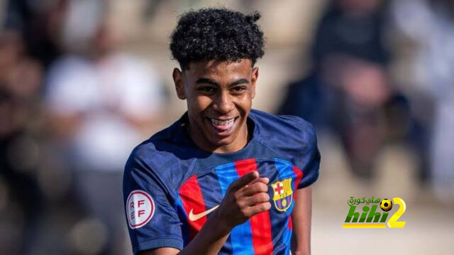 حاشية لاعب برشلونة تريده تغيير النادي