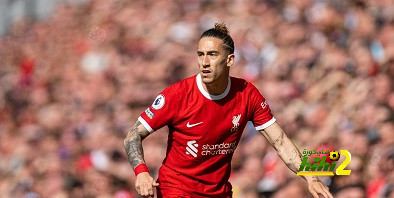 أول تعليق من تسيميكاس بعد توقيع عقدا جديدا مع ليفربول
