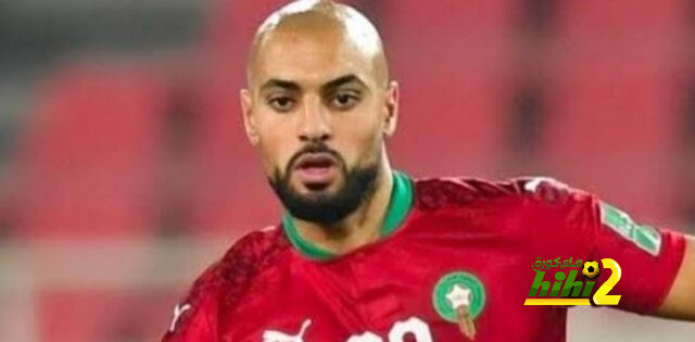 أمرابط: رفضت كل شيء من آجل تمثيل مانشستر يونايتد