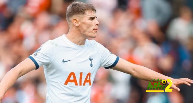 لاعب توتنهام : لا نخشى مواجهة ليفربول