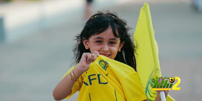 توافد جماهير النصر على ملعب مباراة الطائي