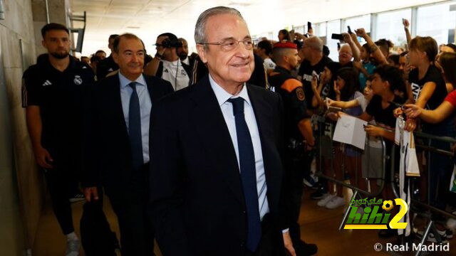بيريز رفقة بعثة ريال مدريد في جيرونا