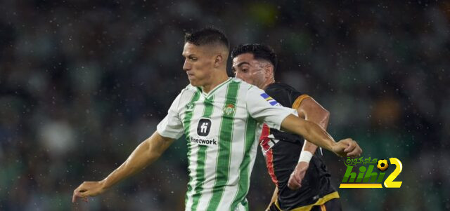 هل برشلونة حاول التوقيع مع مدافع بيتيس..؟