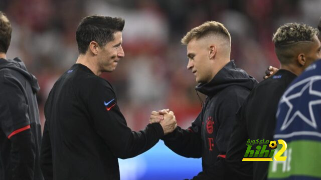 هل تحدث ليفاندوفسكي مع كيميتش للقدوم إلى برشلونة ؟