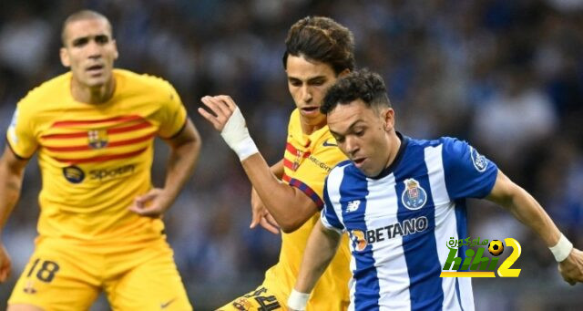 نهاية الشوط الأول.. برشلونة يتقدم بهدف فيران توريس أمام بورتو في دوري أبطال أوروبا
