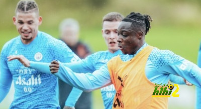 جانب من تدريبات مانشستر سيتي استعدادا للقاء أرسنال