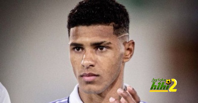 التعاقد مع ظهير أيمن جديد ليس أولوية لريال مدريد، ولكن..!