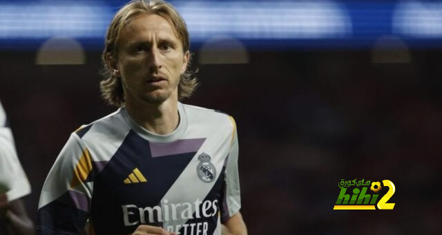 هل يغادر مودريتش ريال مدريد في يناير..؟